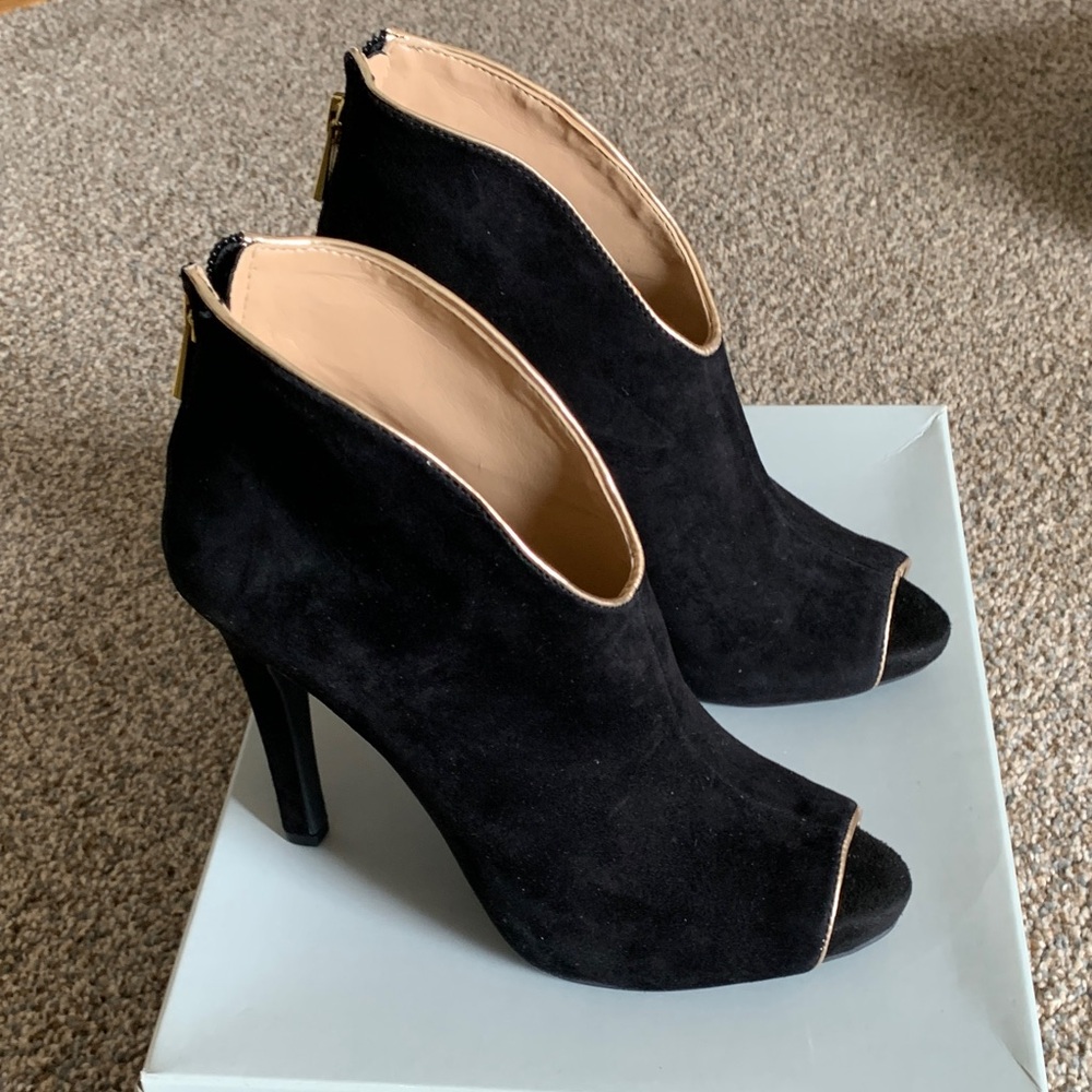 Jessica Simpson Black Suede Peep-Toe Boots